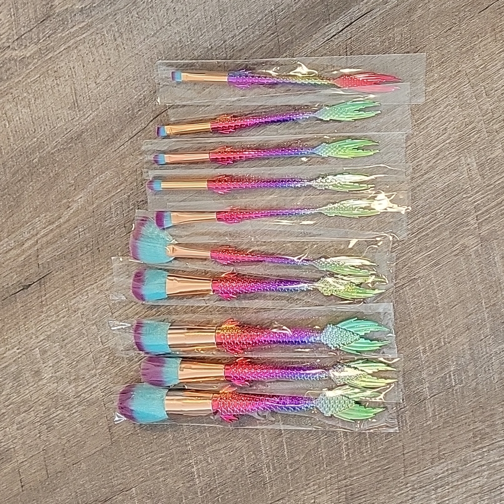 Mermaid makeup brushes